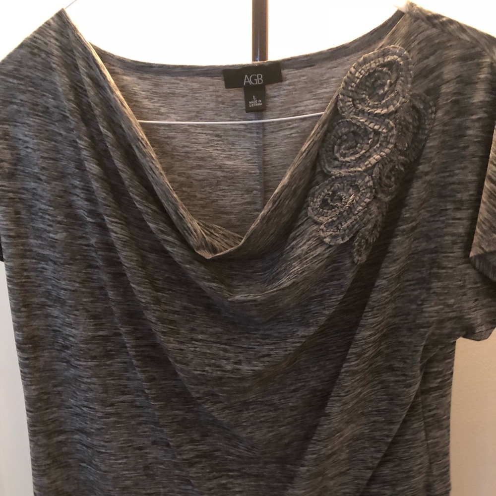 SHORT SLEEVE SHIRT